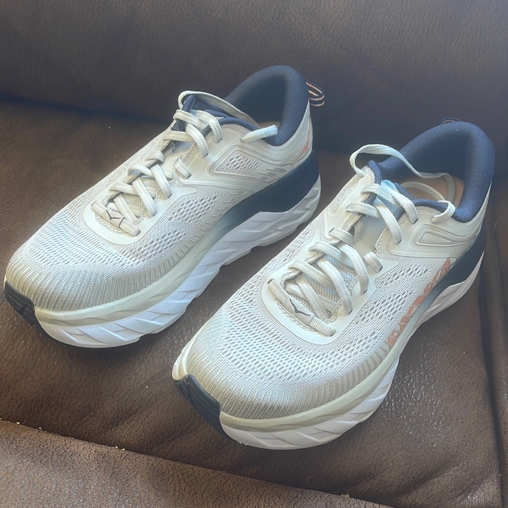 Hoka One One - Bondi 7  Athletic/Walking